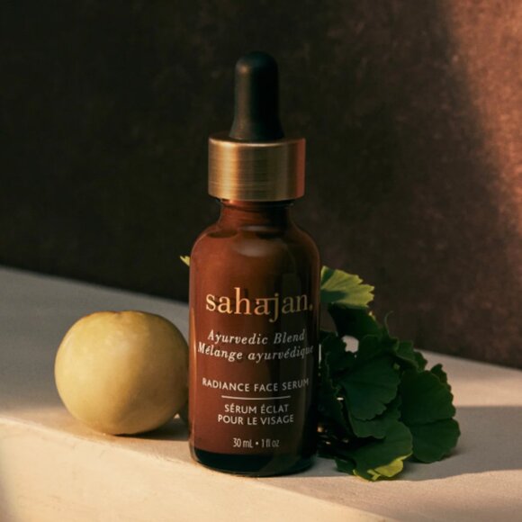 Sahajan Radiance Face Serum - Picture 1 of 6
